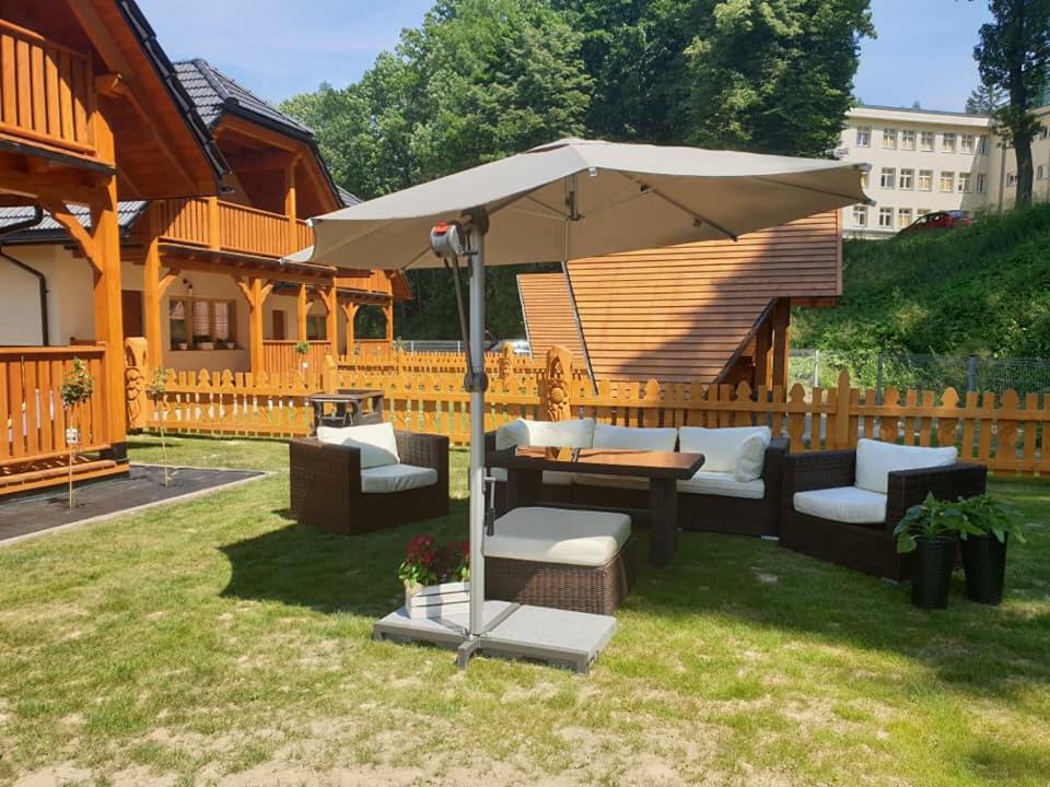 Rymanów-Zdrój Osada Sloneczny Zdrojヴィラ エクステリア 写真
